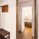 Apartamento Luxus Im Zentrum Nuernbergs, Nahe Messe, Mit Balkon & Parkplatz, Naehe Playmobilfunpark, Self-check-in *