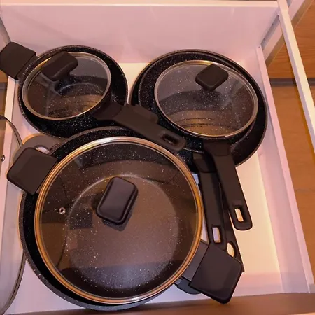 Zentrale Luxus Nuernberg, Balkon, Parkplatz, Self-check-in Appartement