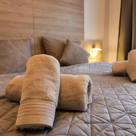 Zentrale Luxus Nuernberg, Balkon, Parkplatz, Self-check-in Neurenberg