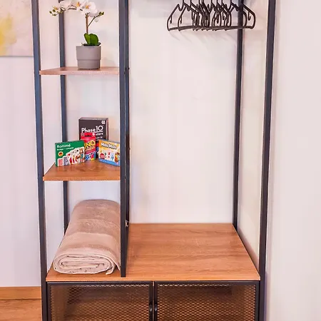 Zentrale Luxus Nuernberg, Balkon, Parkplatz, Self-check-in Neurenberg