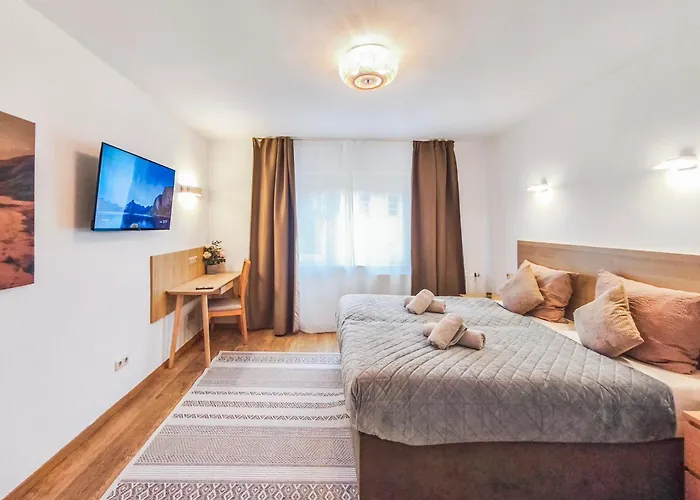 Zentrale Luxus Nuernberg, Naehe Messe, Balkon, Parkplatz, Self-check-in Nürnberg