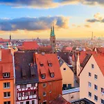 Apartment Luxus Im Zentrum Nuernbergs, Nahe Messe, Mit Balkon & Parkplatz, Naehe Playmobilfunpark, Self-check-in