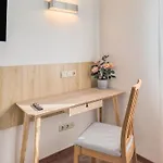Luxus Im Zentrum Nuernbergs, Nahe Messe, Mit Balkon & Parkplatz, Naehe Playmobilfunpark, Self-check-in Lejlighed