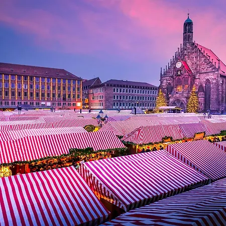 Luxus Im Zentrum Nuernbergs, Nahe Messe, Mit Balkon & Parkplatz, Naehe Playmobilfunpark, Self-check-in *