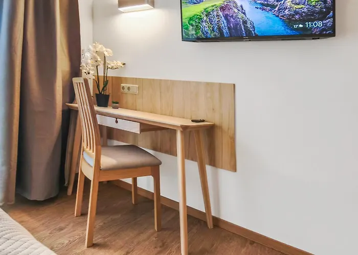 公寓 Luxus Im Zentrum Nuernbergs, Nahe Messe, Mit Balkon & Parkplatz, Naehe Playmobilfunpark, Self-check-in *